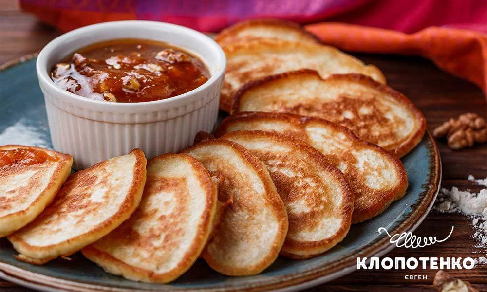 Pancakes with apricot jam