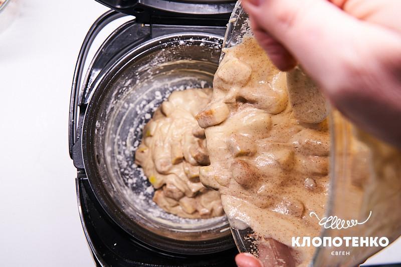 яблочный пирог в мультиварке