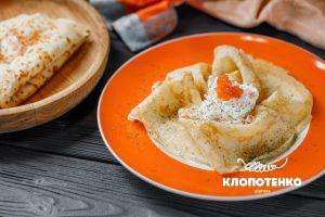 блины с красной икрой