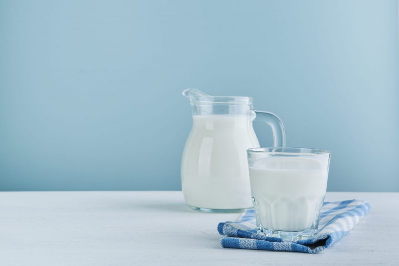 Вплив молока на хвороби серця та холестерин