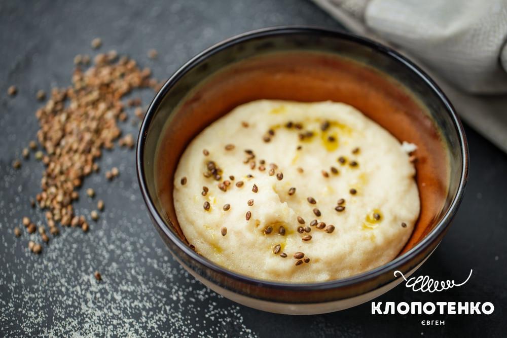 Semolina with hemp oil