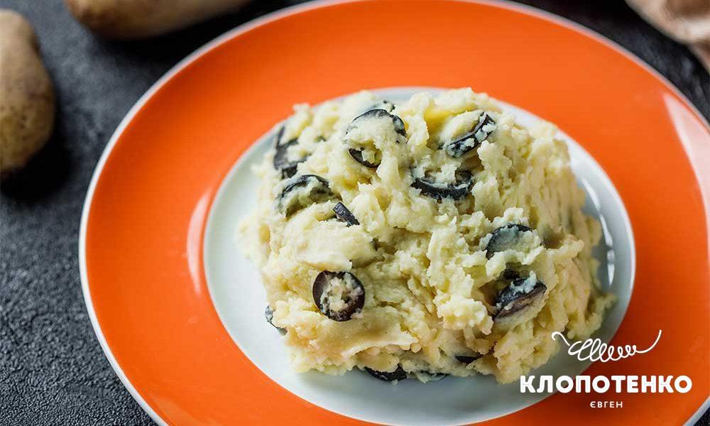Ароматный и вкусный: рецепт вареного картофеля с оливками