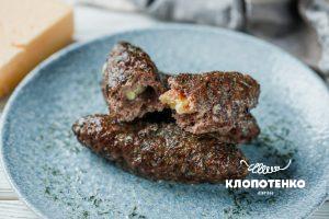 кебаб с сыром и ароматными пряностями