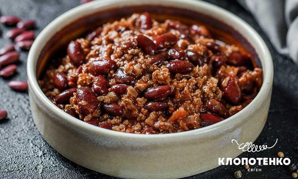 Рецепт тушкованої яловичини із квасолею: легко та смачно