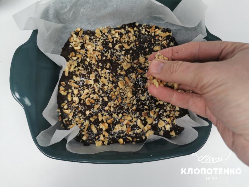 шоколадный брауни с орехами