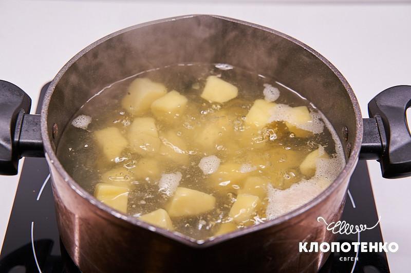 борщ с фрикадельками