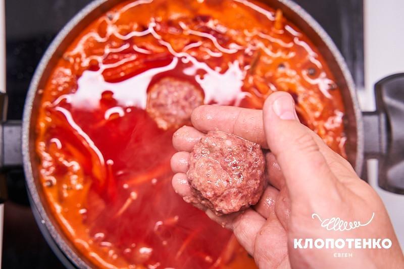 борщ с фрикадельками