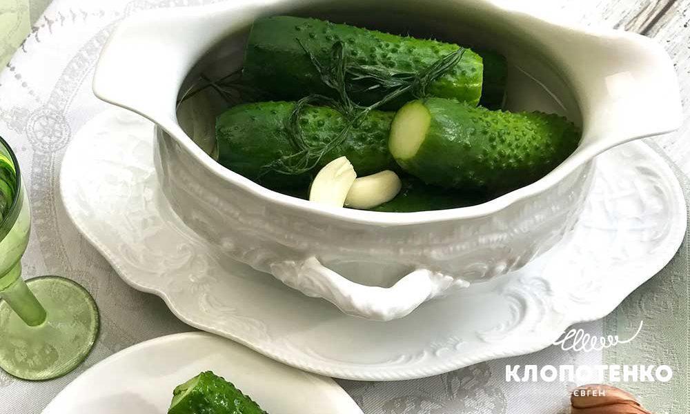 Якість малосольних огірків залежить від кількості солі?