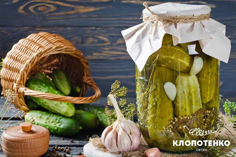 Мариновані огірки