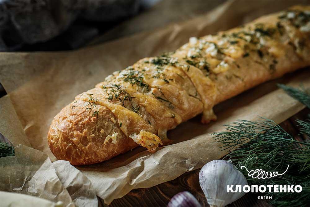Часниковий хліб