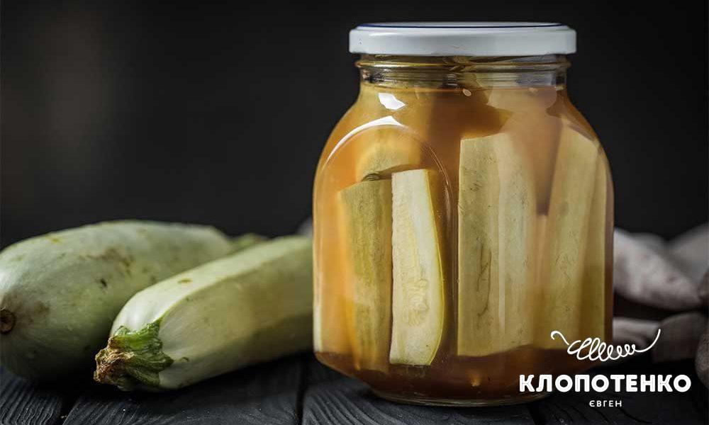 Консервированные кабачки с кетчупом