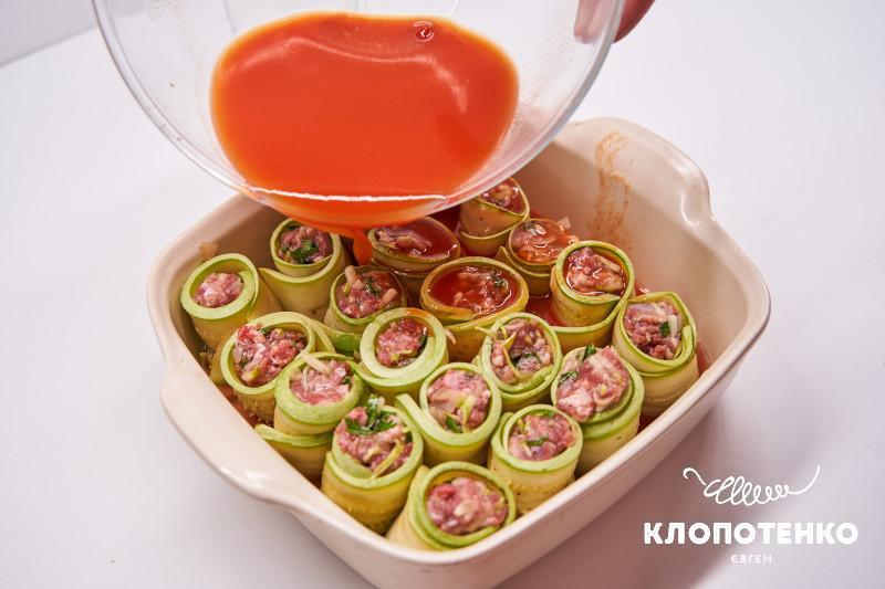 Рулетики з кабачків з фаршем