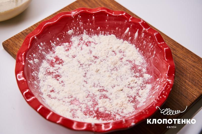 клафуті з яблуками
