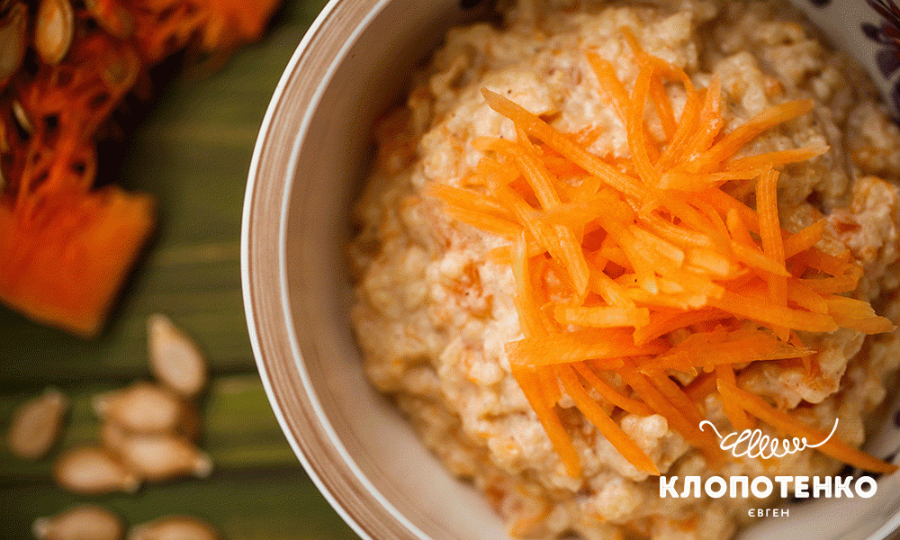 Pumpkin porridge with millet