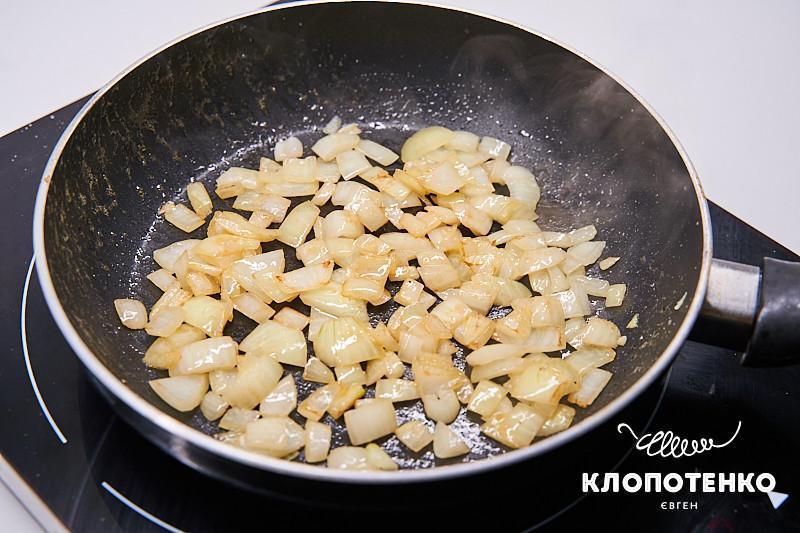 паштет з курячої печінки та бурякового соку
