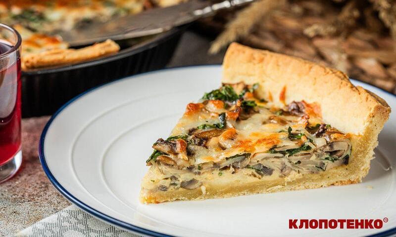 Відкритий пиріг з грибами
