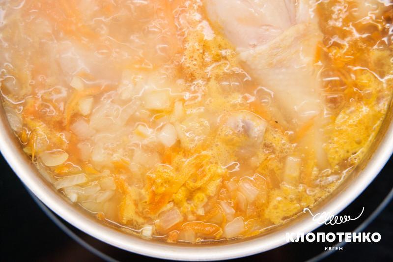 Рецепт курячих гомілок з овочами