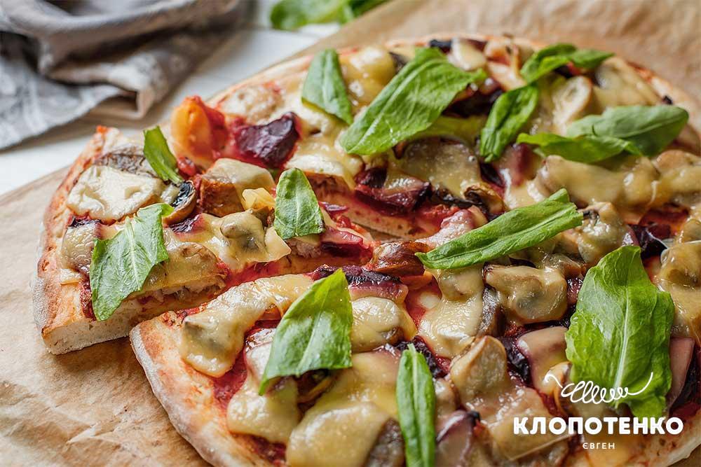 Піца з буряком