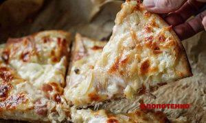 рецепт піци на кефірі з картоплею та беконом