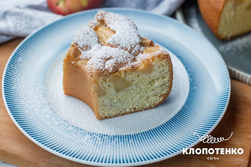 шарлотка з яблуками