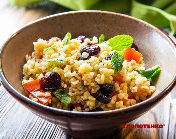 Булгур з томатами, м’ятою та вишнями