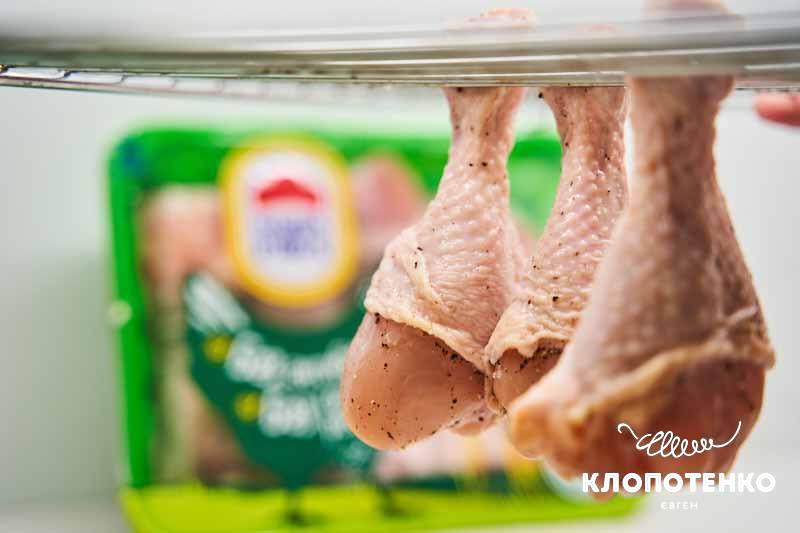 Закріпіть гомілки на решітці