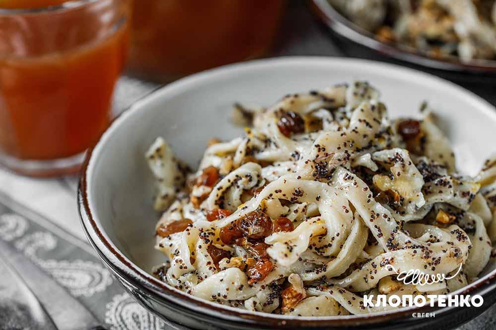польська лапша з маком і медом