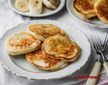 Оладки на кефірі з бананом