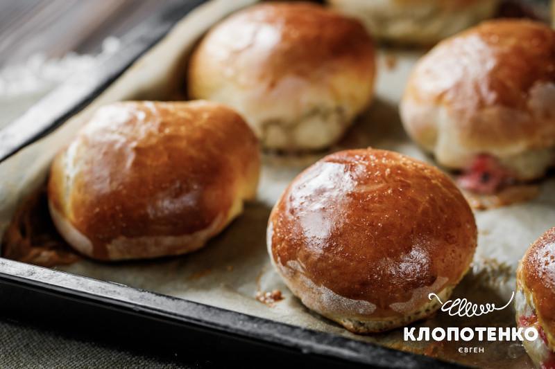 Пиріжки з калиною