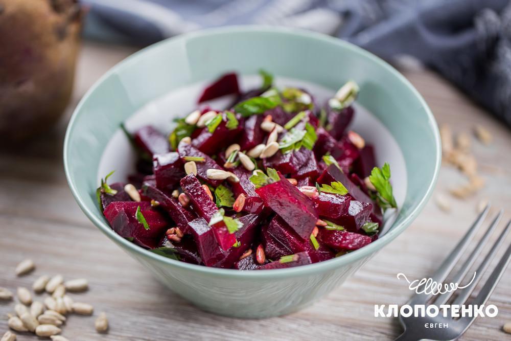 Салат з буряком