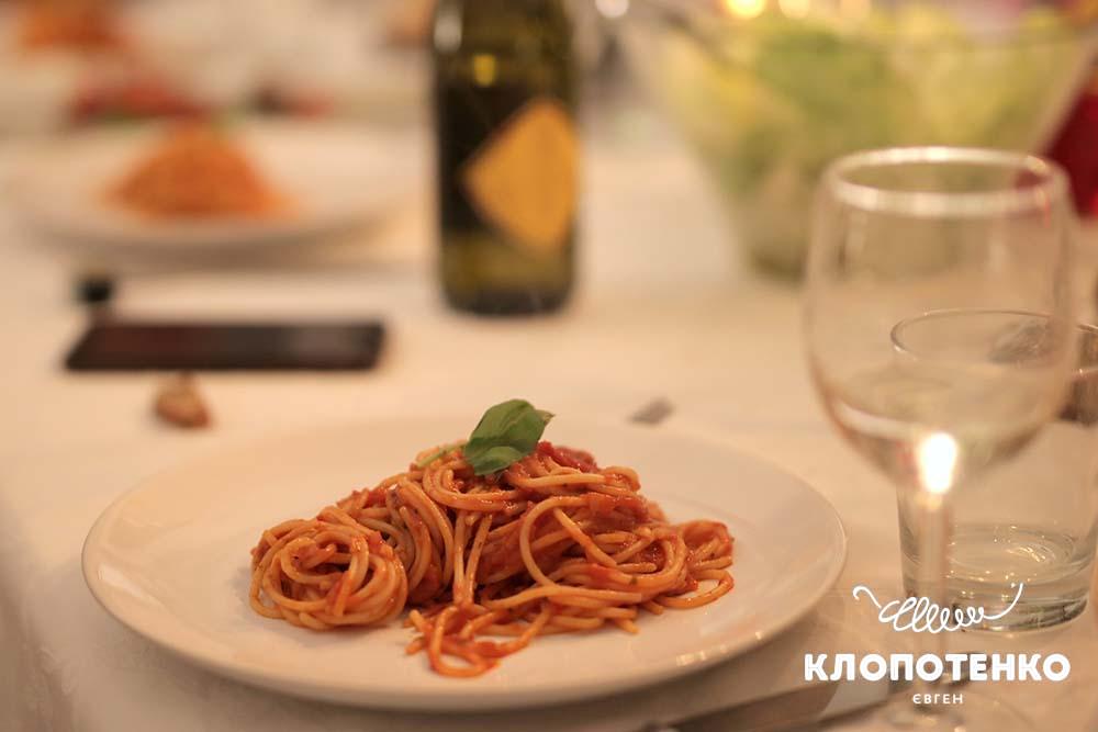 Алкоголь та їжа