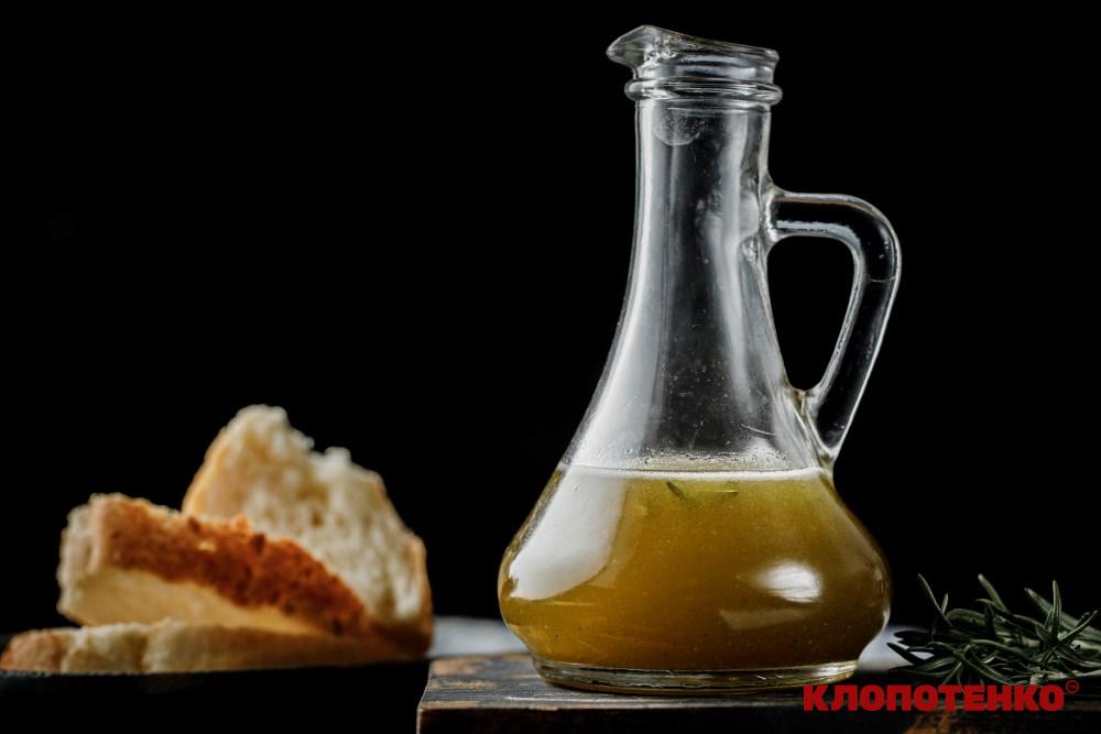 оливкова олія з розмарином