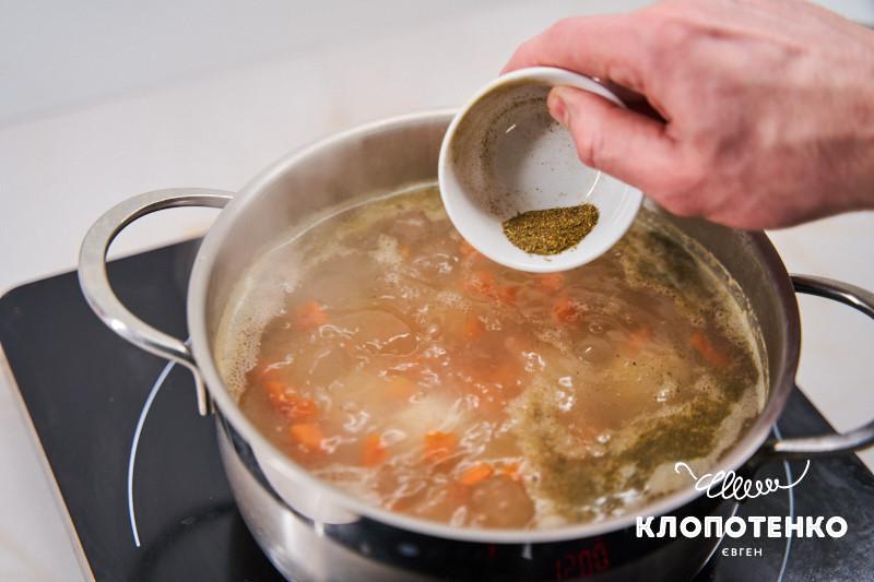 суп з фрикадельками