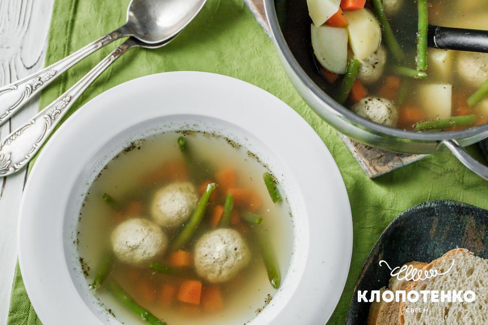 суп з фрикадельками
