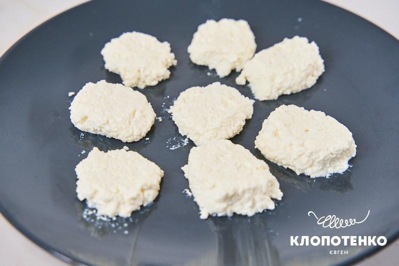 Деруни з кисломолочним сиром