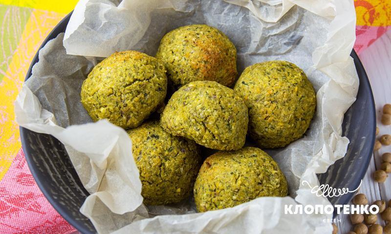 Фалафель з кінзою та петрушкою