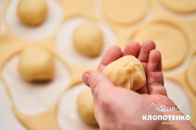 Пиріжки з м’ясом