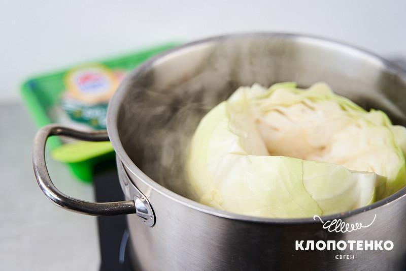 Голубці з курячих гомілок з пшоном