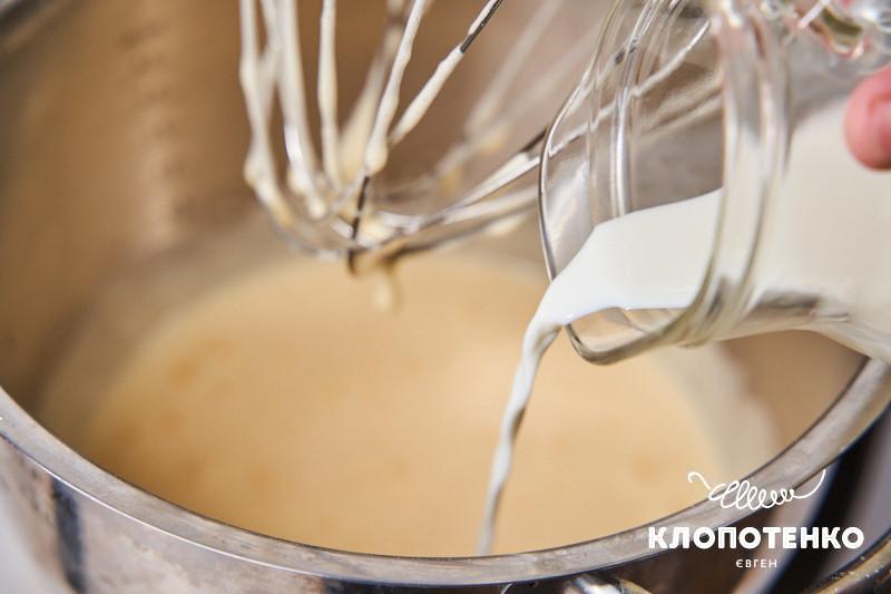 Кекс з курагою