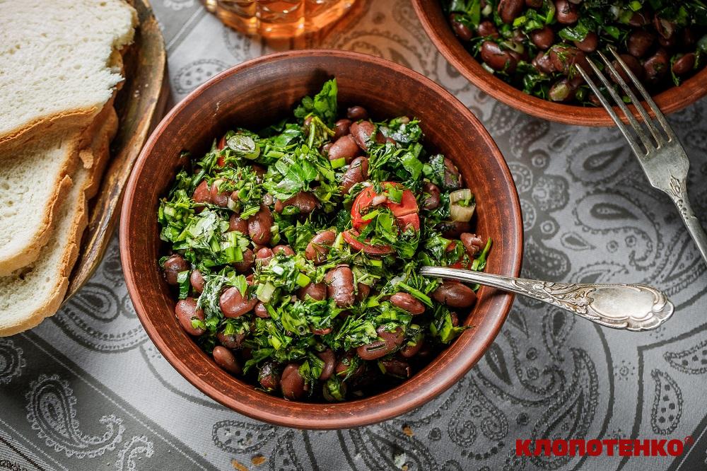 Салат з червоною квасолею