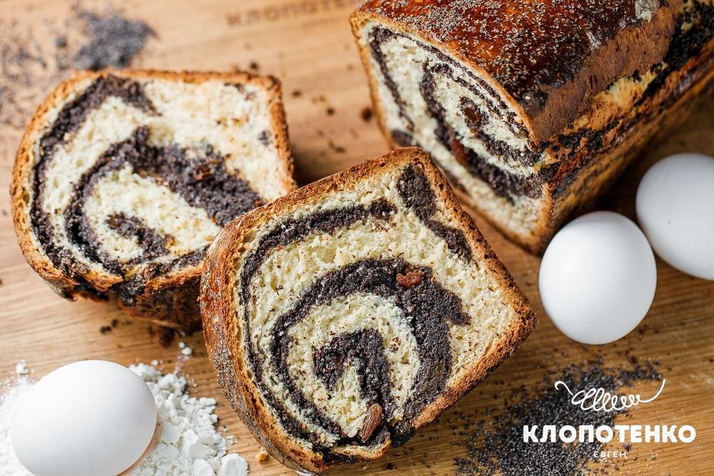 Класичний рулет з маком