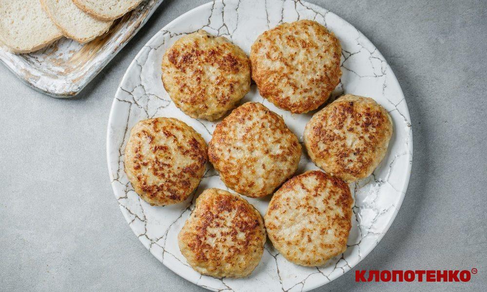 Котлети з курячого фаршу
