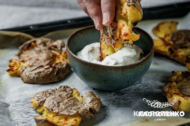 Запечена картопля з сиром