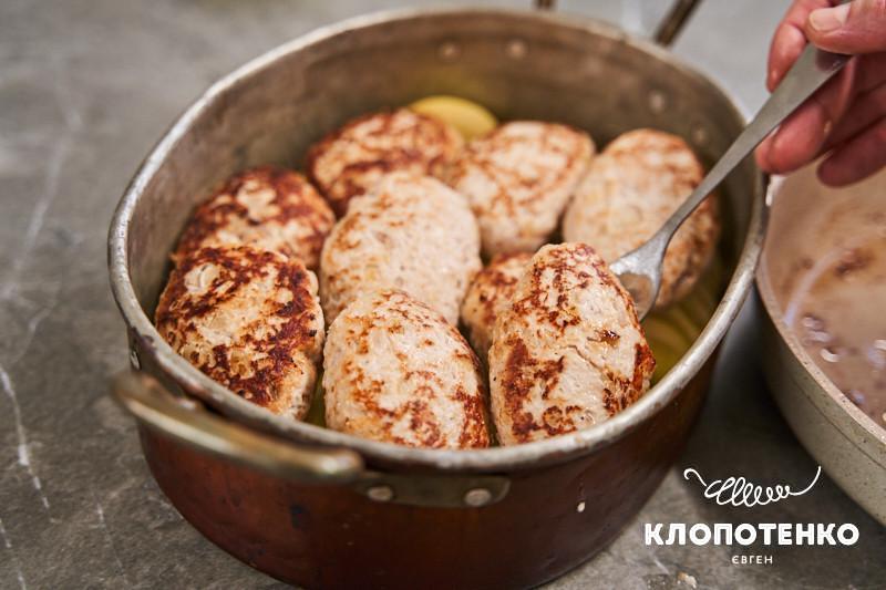 Свинячі котлети