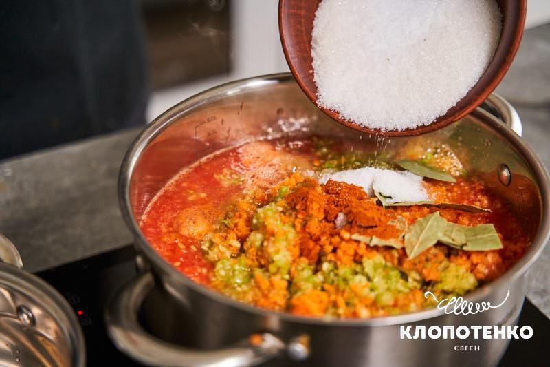 Аджика з кабачків на зиму