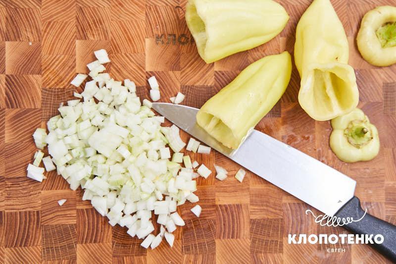 Фаршировані перці з м’ясом та рисом