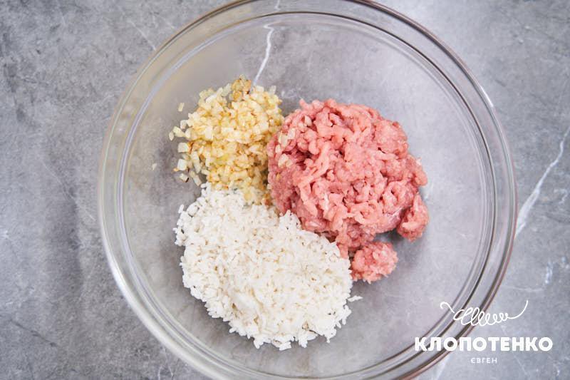 Фаршировані перці з м’ясом та рисом