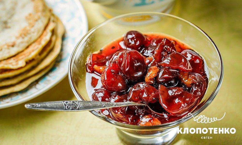 Варення з аґрусу з горіхами