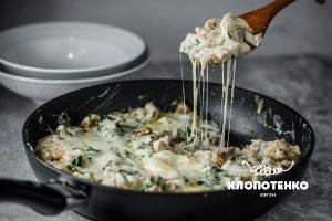 Жульєн з куркою і грибами