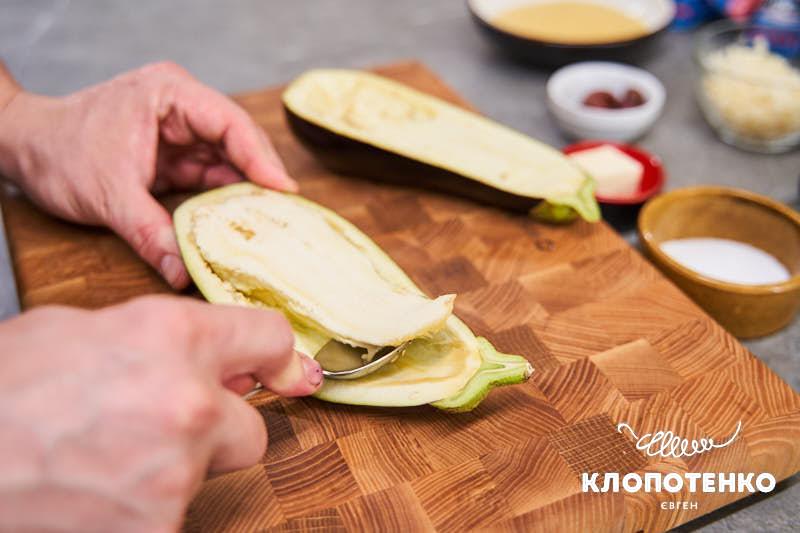 Очистьте баклажани